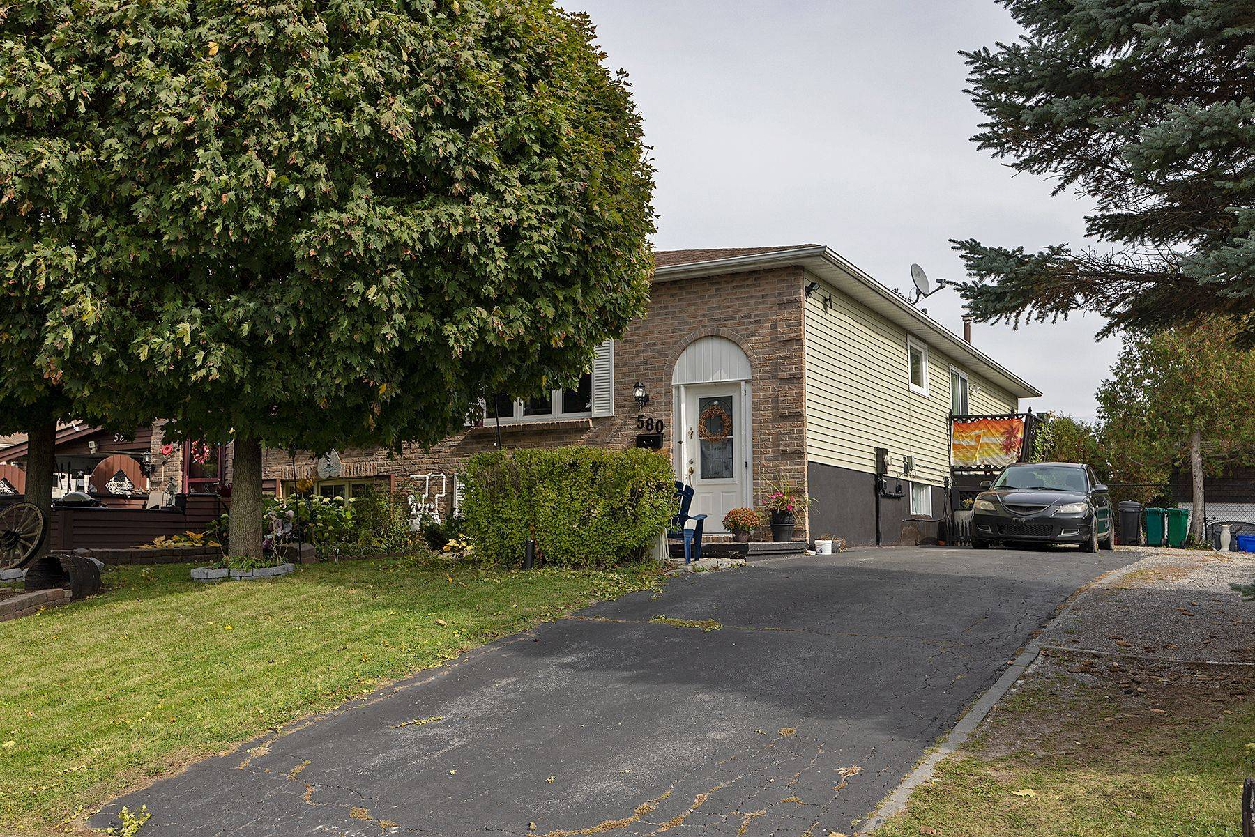 Kingston, ON K7M 8B6,580 Gavin CT #2