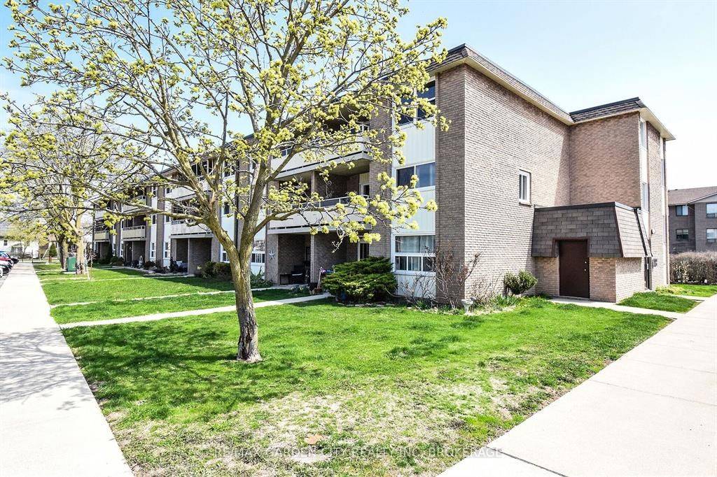 St. Catharines, ON L2S 3A4,41 Rykert ST #105
