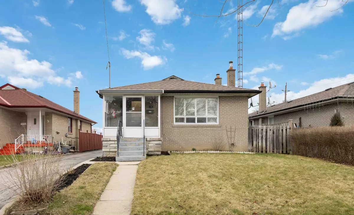 Toronto W10, ON M9W 4C8,3 Harefield DR