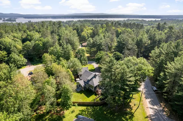 Petawawa, ON K8H 3H1,12 Selley ST
