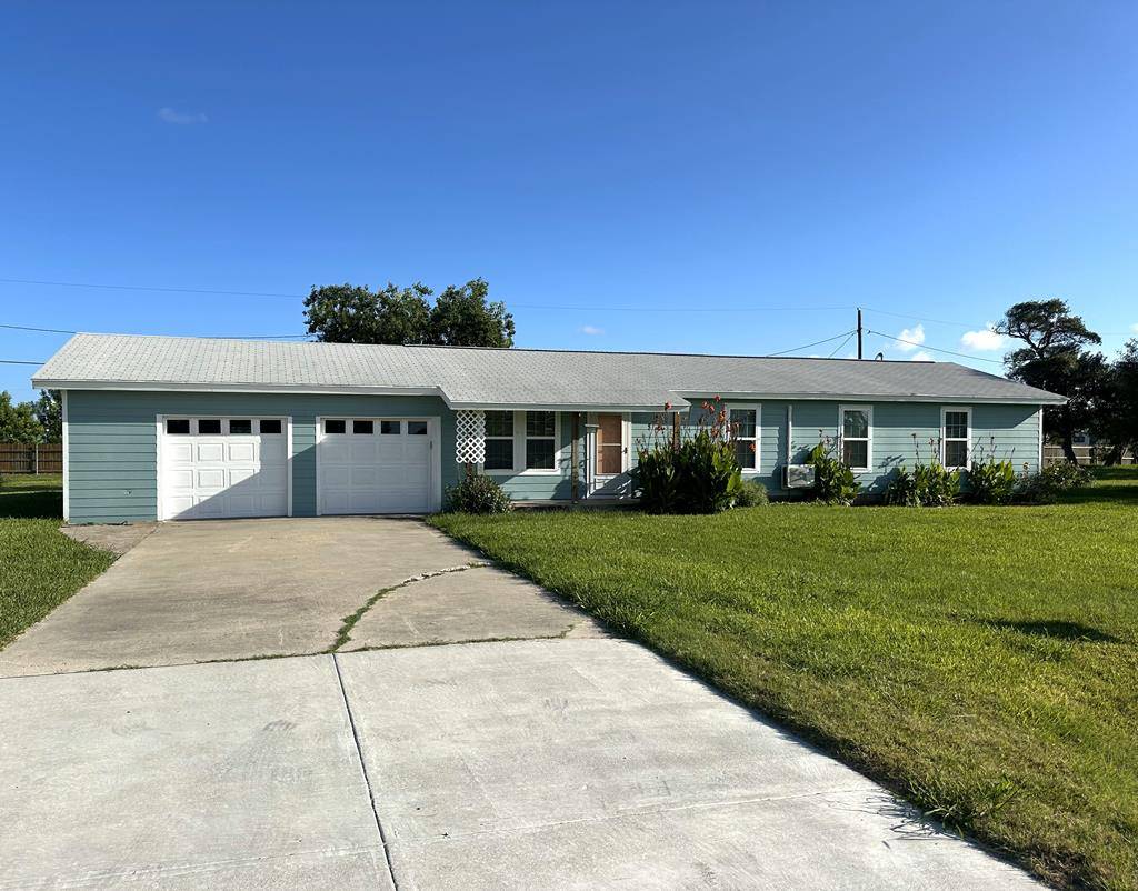 Rockport, TX 78382