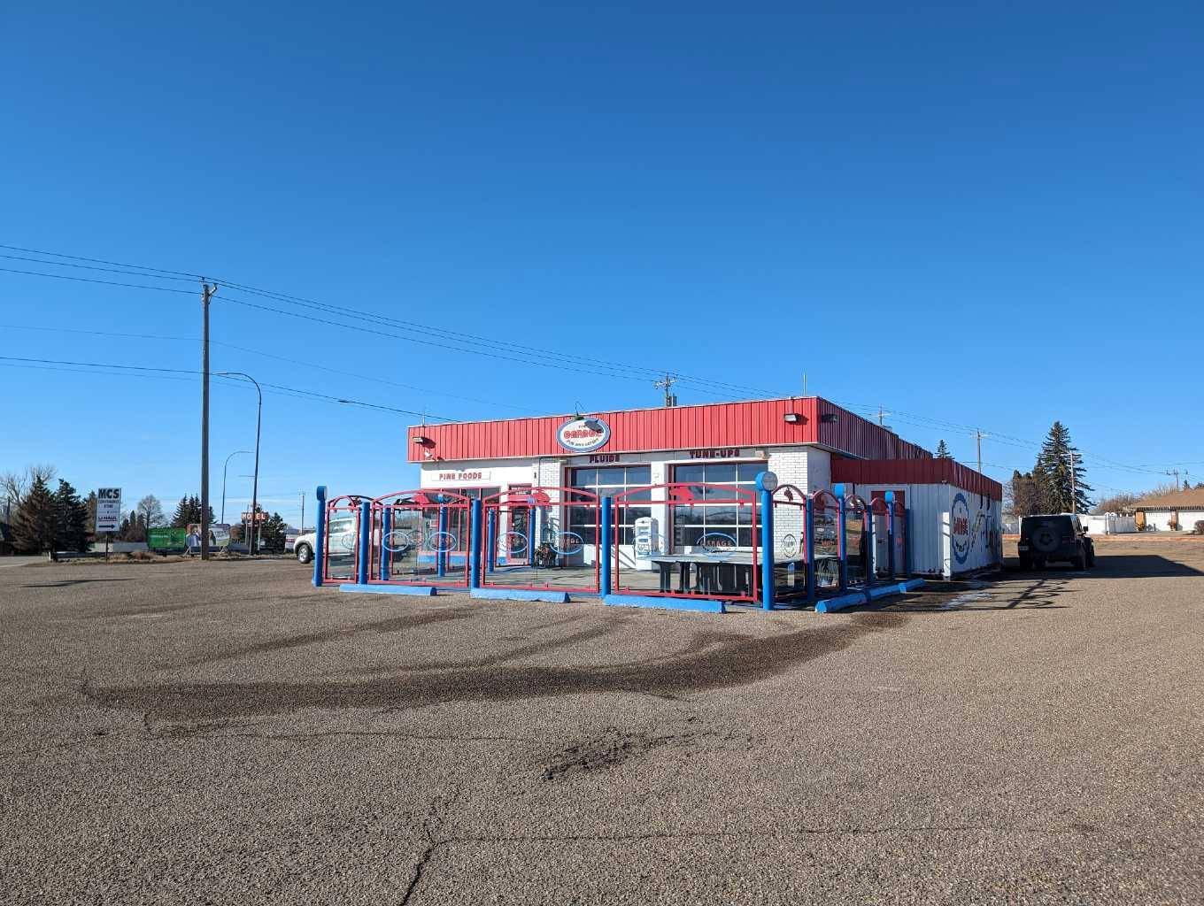 Medicine Hat, AB T1A 5C8,710 Gershaw DR Southwest