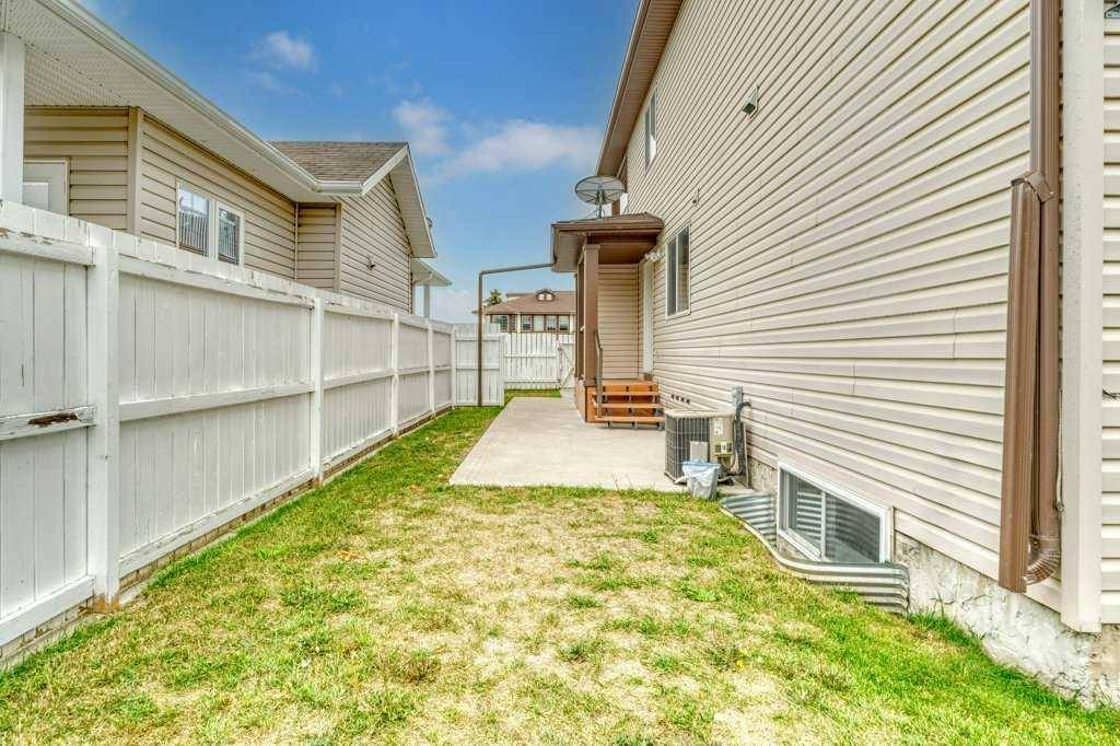 Vulcan, AB T0L2B0,108 Juniper RD #1