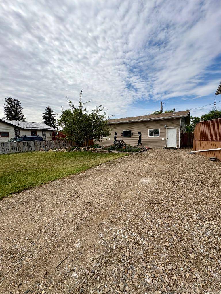 Tilley, AB T1R3K0,45 3 AVE
