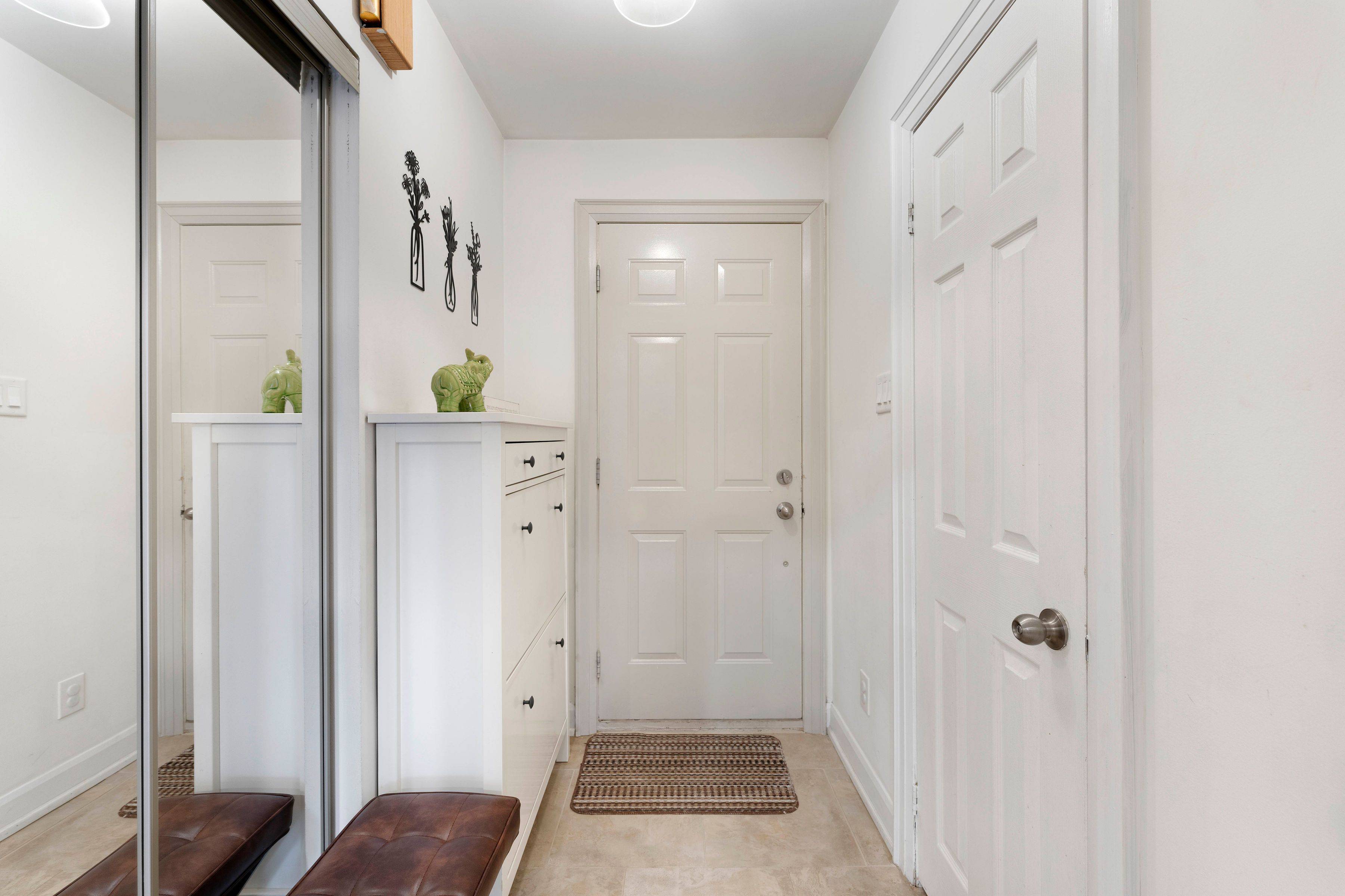 Oakville, ON L6H 1X7,1440 Sixth Line E #7