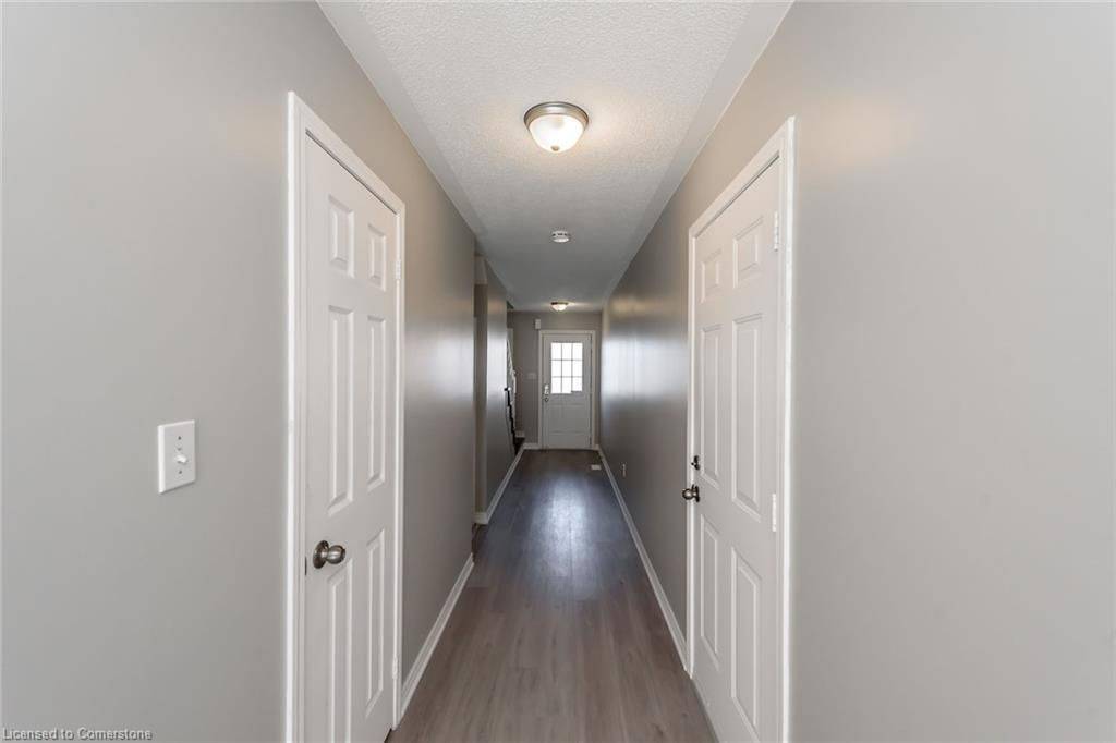 Burlington, ON L7L 7A5,626 Taylor CRES