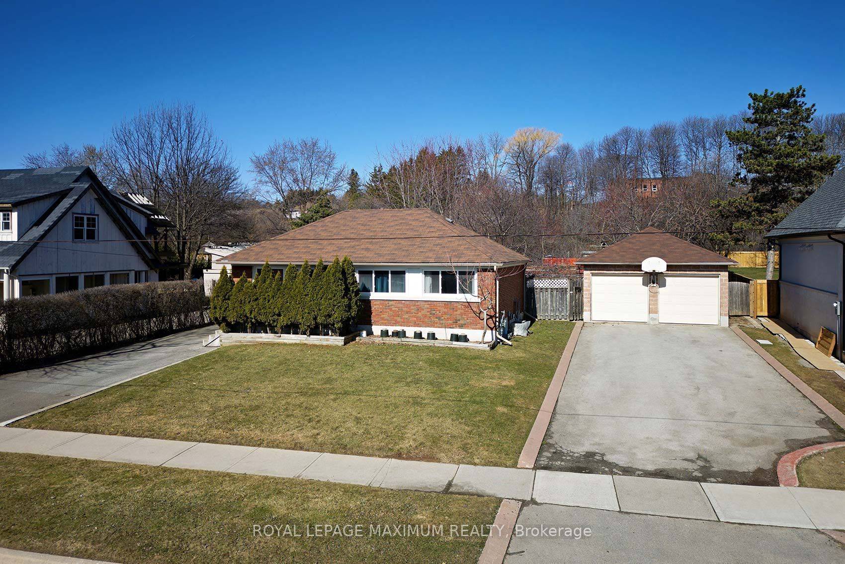 Oakville, ON L6H 1B3,149 Leighland AVE