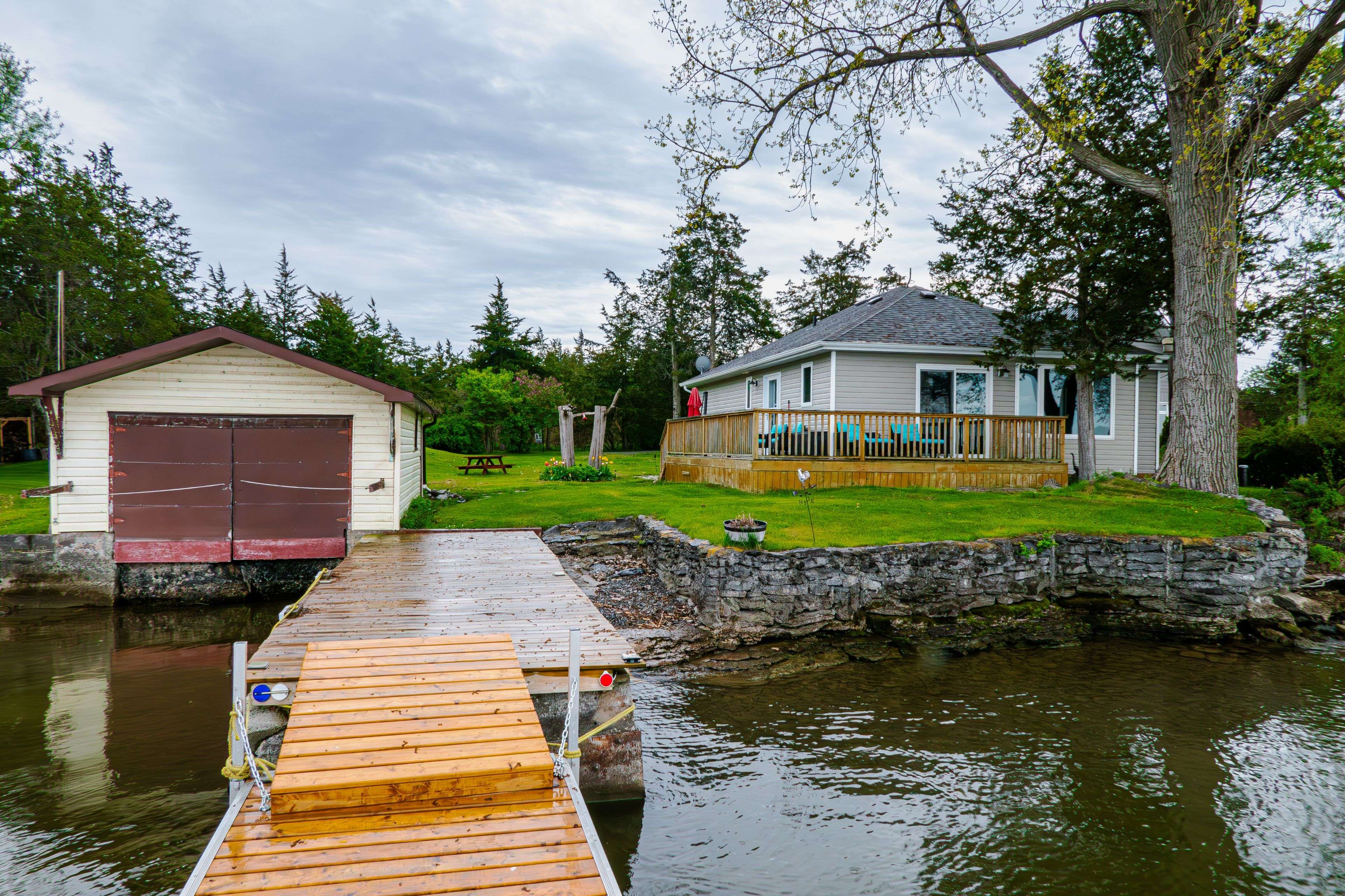 Greater Napanee, ON K7R 3K7,541G South Shore RD