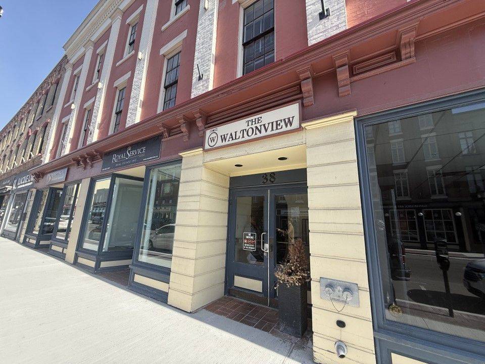Port Hope, ON L1A 1N1,56-60 Walton ST
