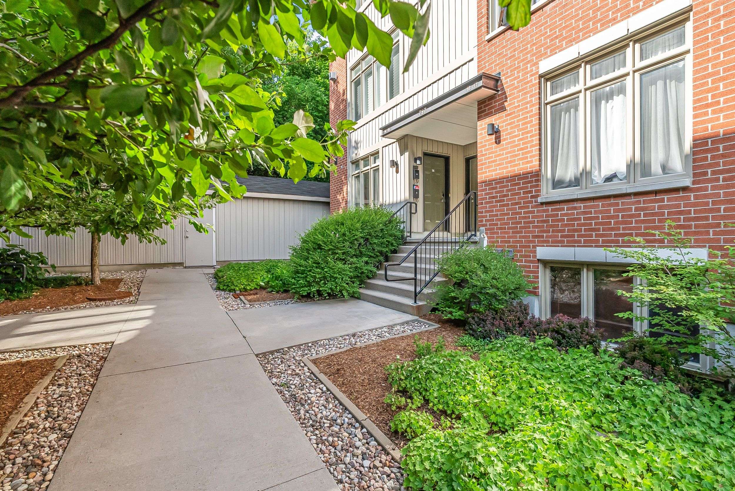 797 Montreal RD #14, Manor Park - Cardinal Glen And Area, ON K1K 0S9