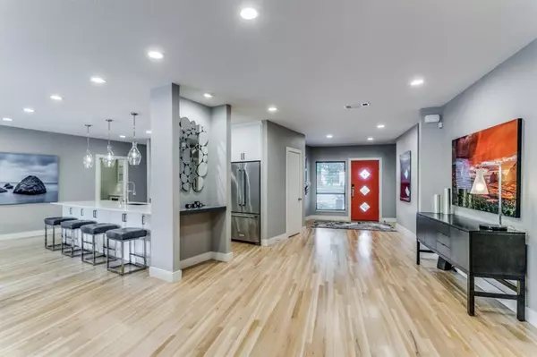 Dallas, TX 75220,3866 Lively Lane
