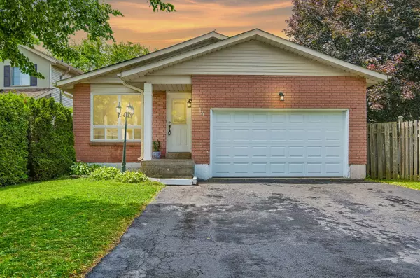 14 Ashridge PL, Hamilton, ON L8W 3S6
