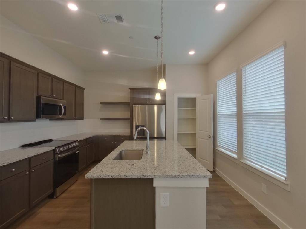 Saginaw, TX 76179,213 Holbeck Circle