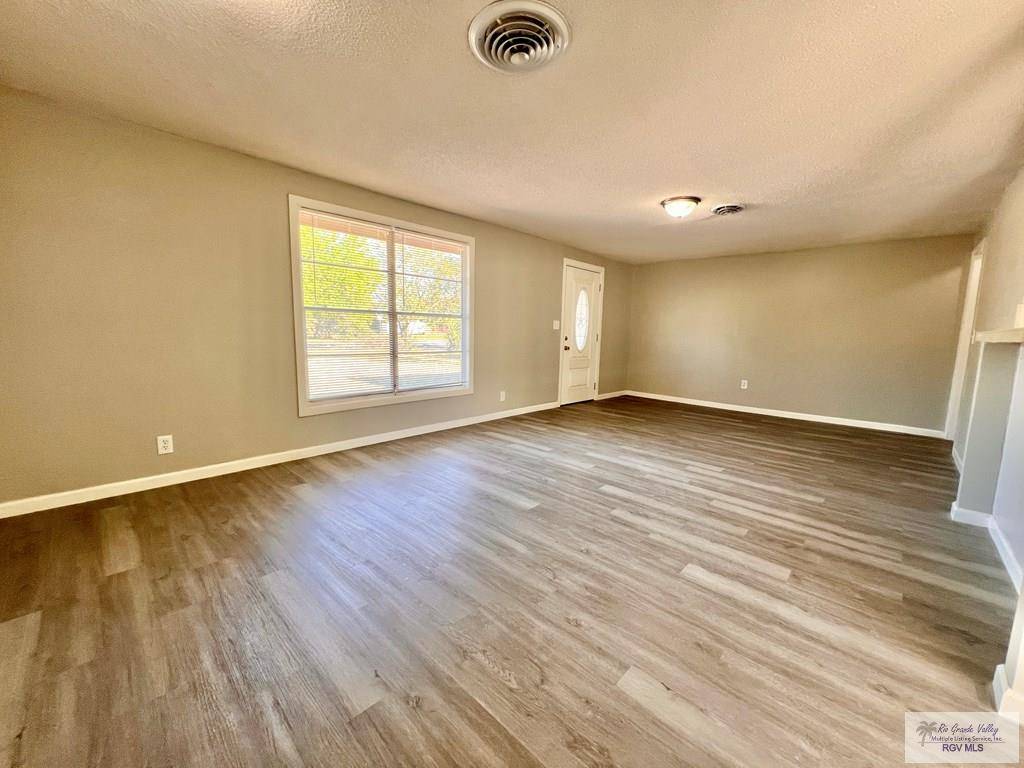 Harlingen, TX 78550,1026 S 16TH ST.