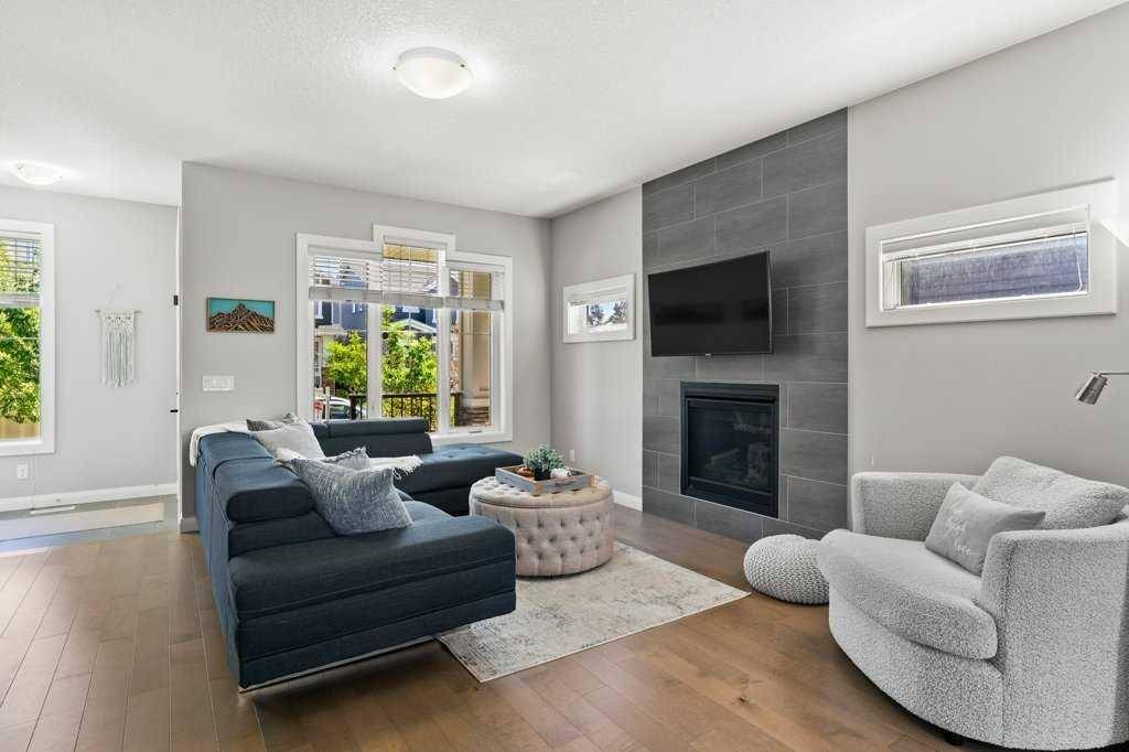 Airdrie, AB T4A 0W4,113 Ravenstern CRES Southeast