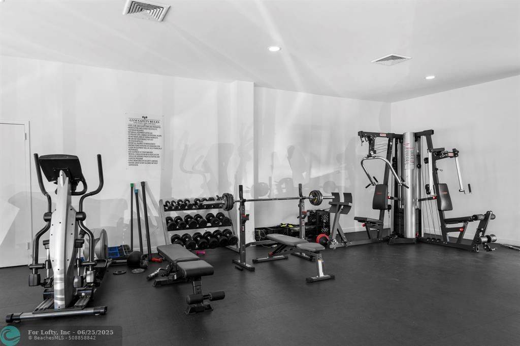 Hallandale Beach, FL 33009,[StreetName,UnitNumber,StreetNumber,StreetDirPrefix]