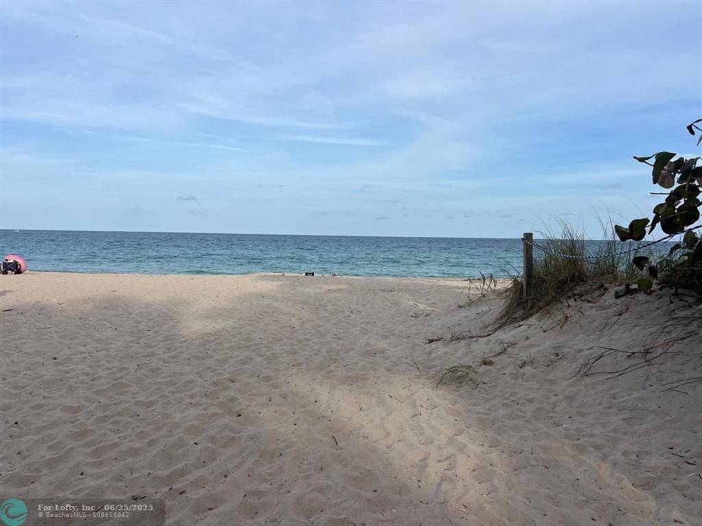 Fort Lauderdale, FL 33308,3233 NE 34th St #1404