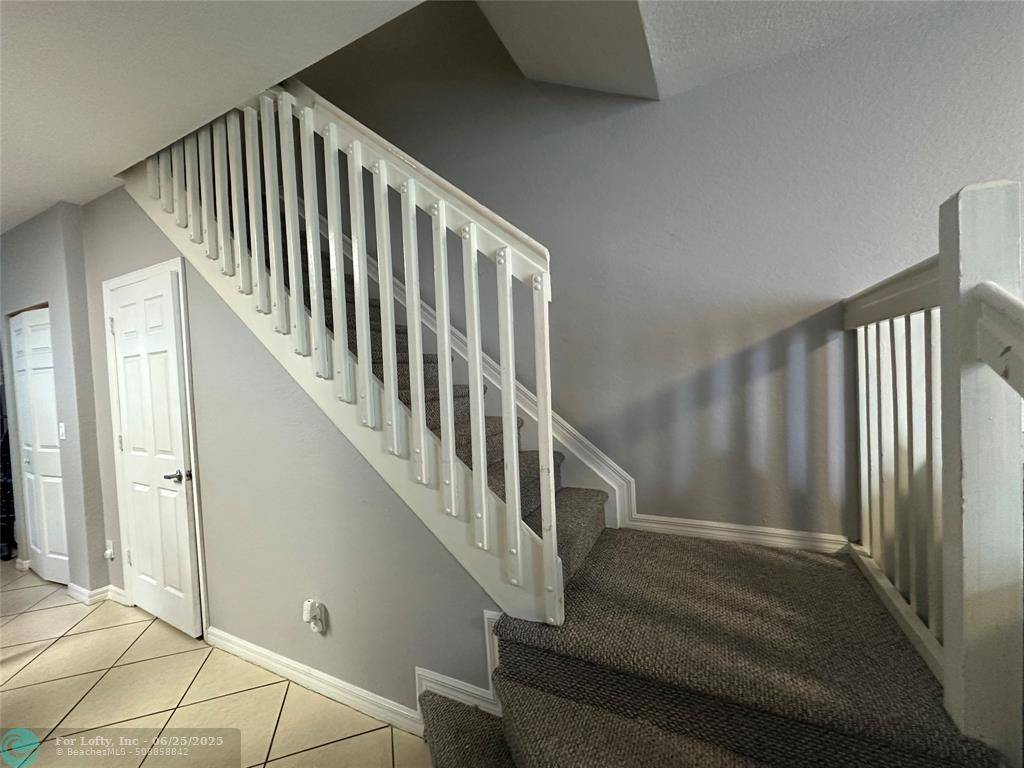 Riviera Beach, FL 33404,1920 Hibiscus Ln