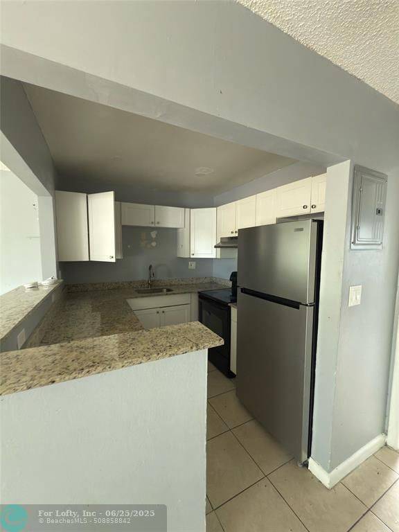 3106 NW 2nd Ter  #207, Pompano Beach, FL 33064