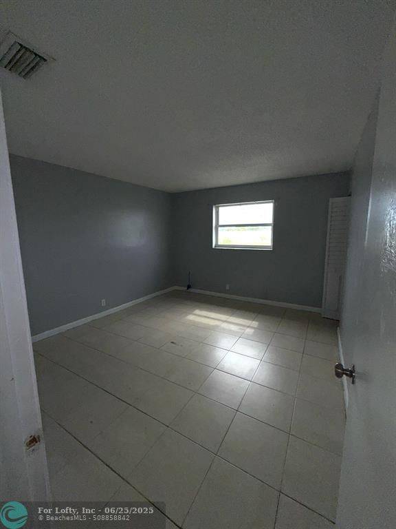Pompano Beach, FL 33064,3106 NW 2nd Ter #207