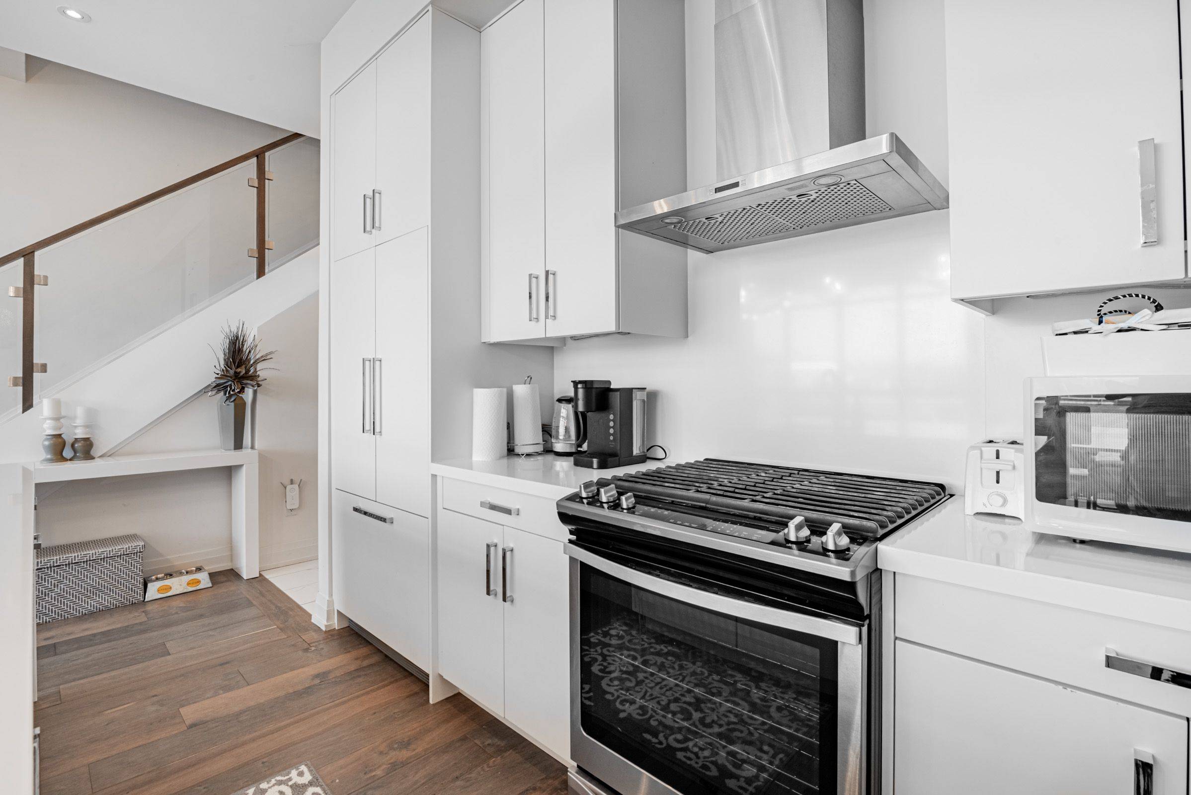 Innisfil, ON L9S 3M3,3513 Riva AVE