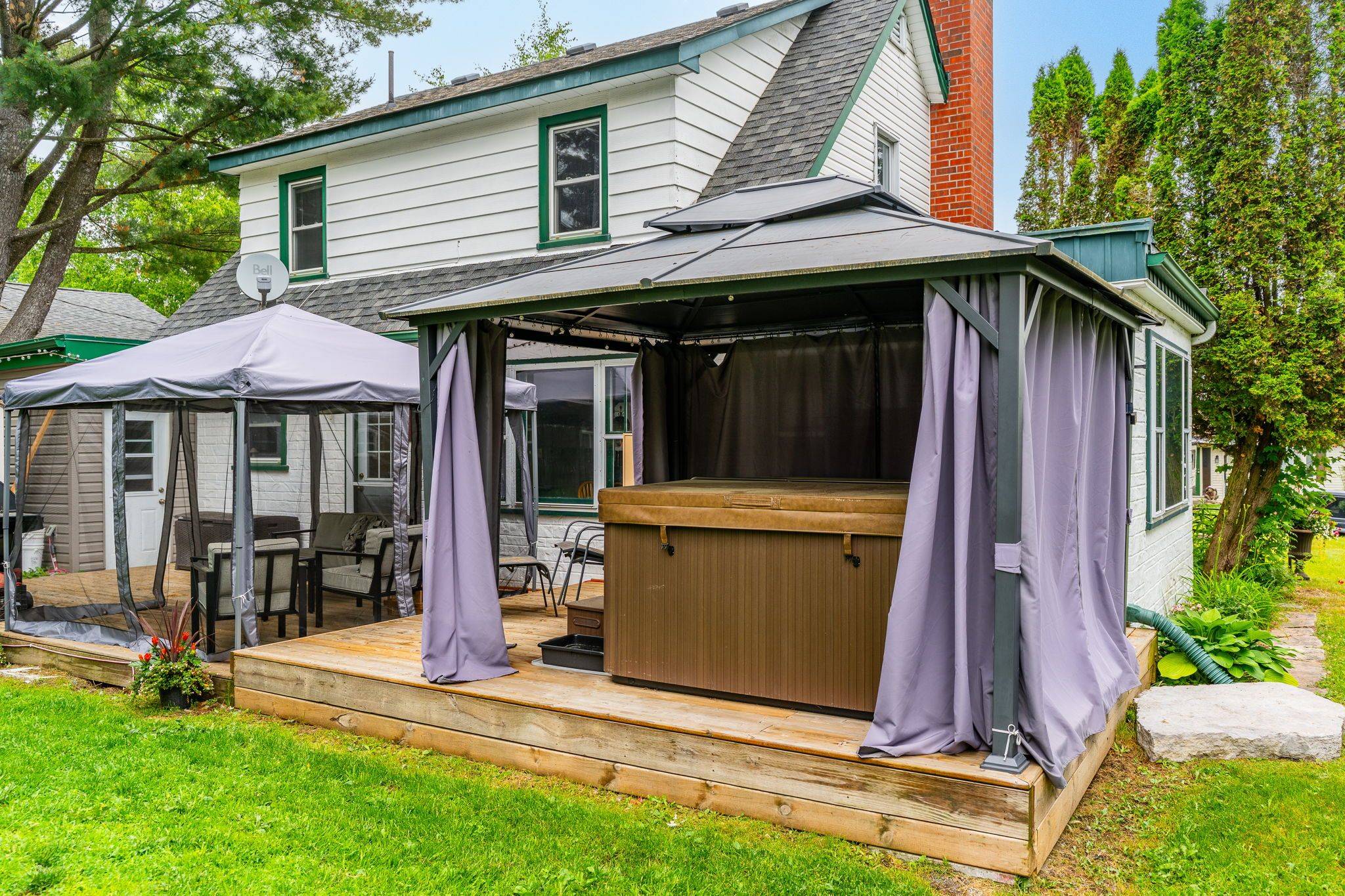 Minden Hills, ON K0M 2K0,3 McLeod ST