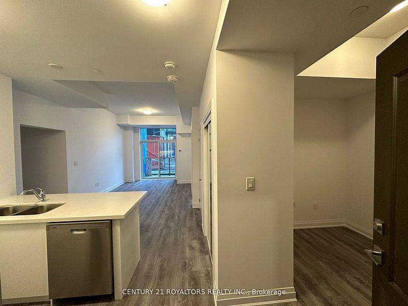 Hamilton, ON L8B 2A7,470 Dundas ST E #105