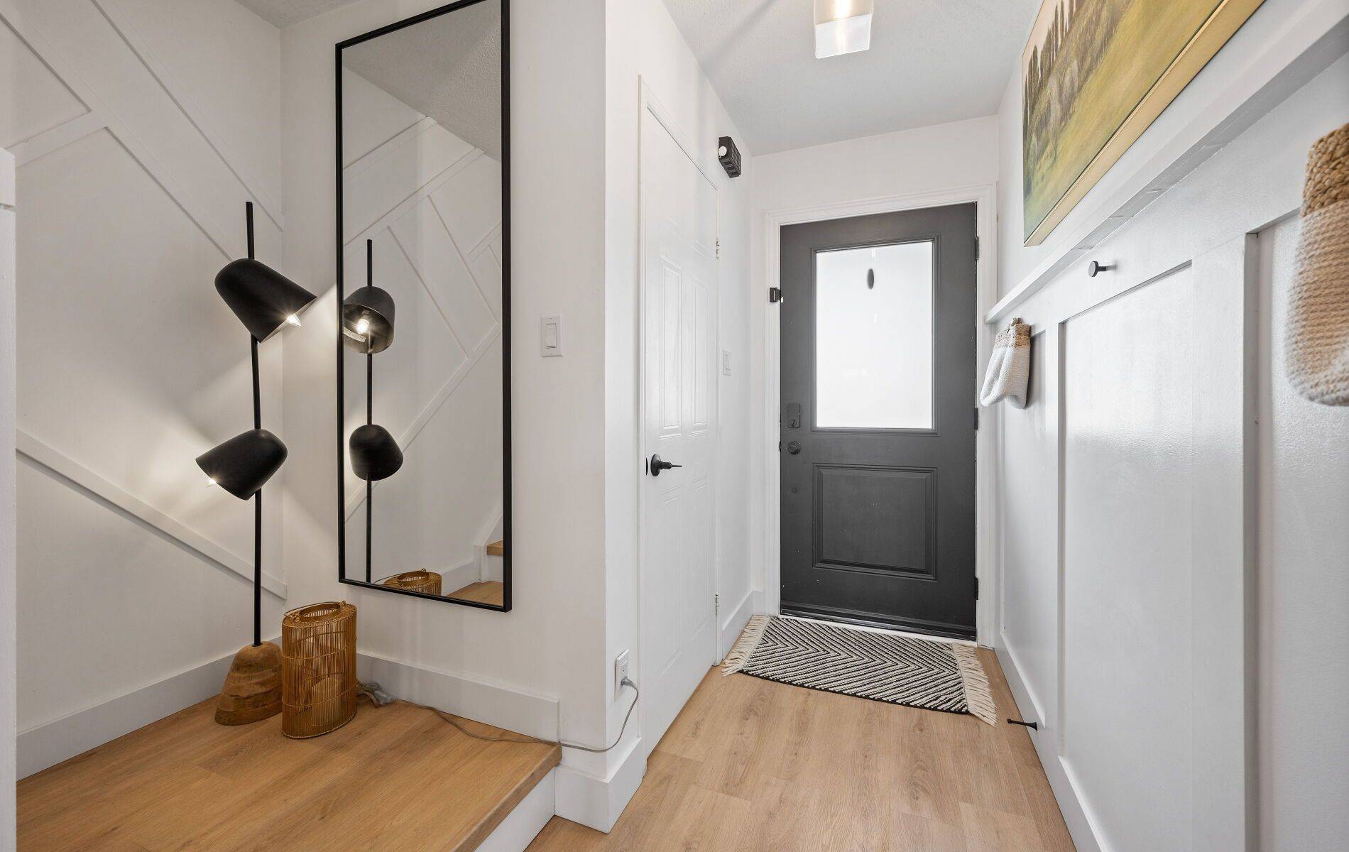 Kitchener, ON N2A 4B4,737 Fairway CT