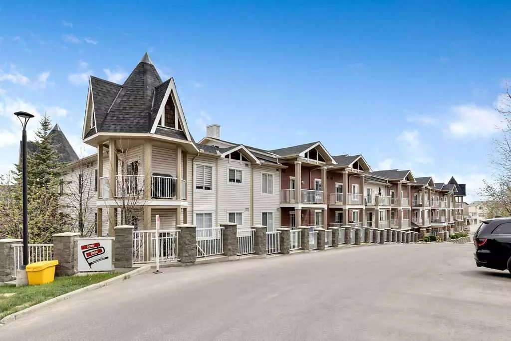 Calgary, AB T3K6L7,70 Panamount DR Northwest #8117