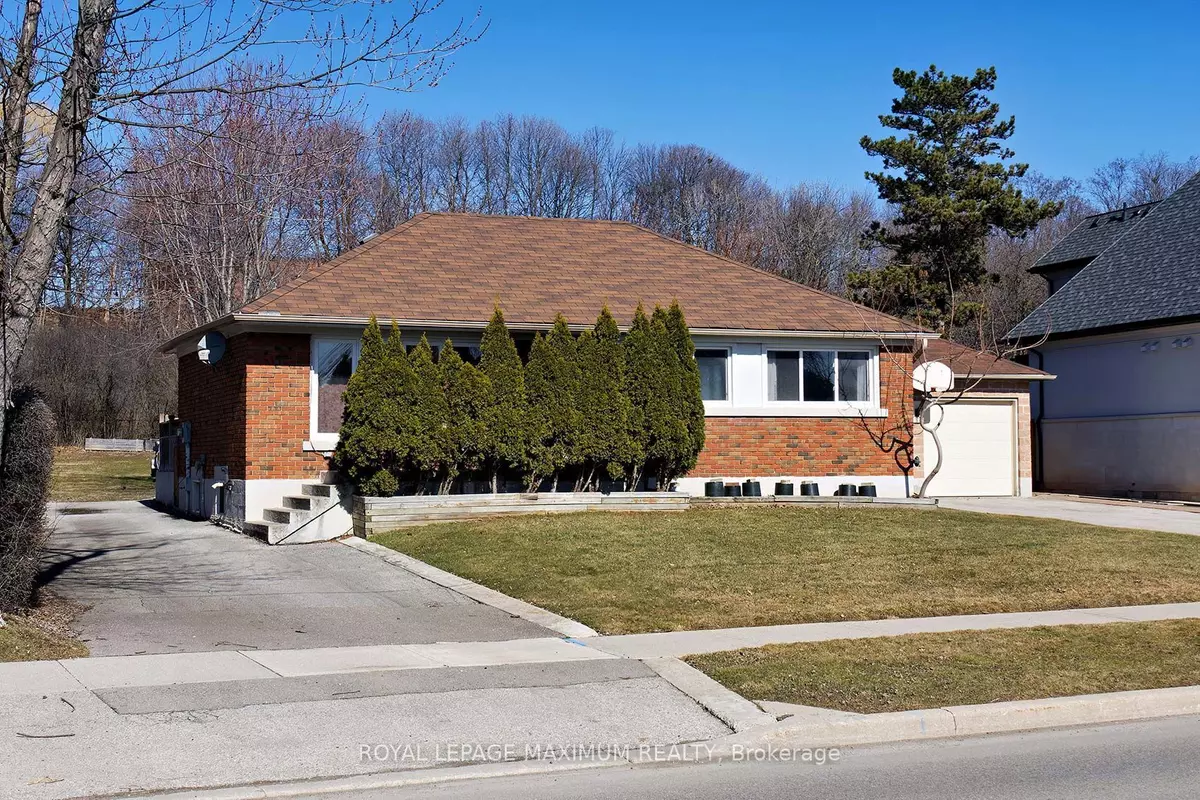 Oakville, ON L6H 1B3,149 Leighland AVE