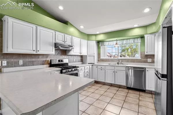 Pueblo, CO 81007,465 W Palmer Lake DR