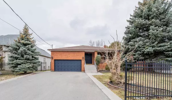 20 Garden AVE, Richmond Hill, ON L4C 6L9