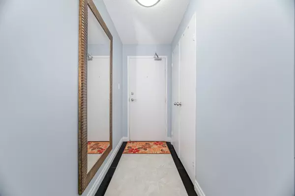 Mississauga, ON L5A 3R6,1320 Mississauga valley BLVD #515