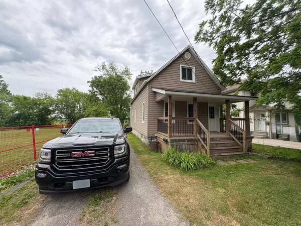 1413 Station ST, Pelham, ON L0S 1E0