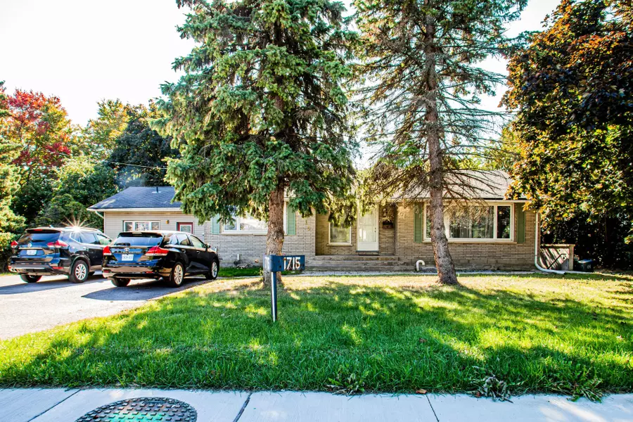 1715 Rossland RD #Main B, Whitby, ON L1N 3P1