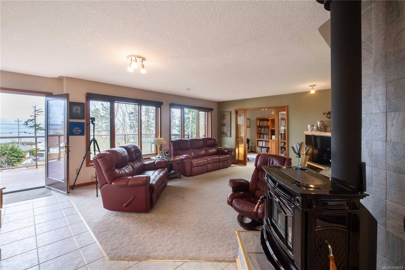 Campbell River, BC V9H 1L1,3882 Wavecrest Rd