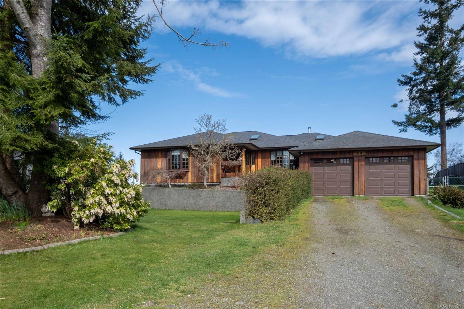3882 Wavecrest Rd, Campbell River, BC V9H 1L1
