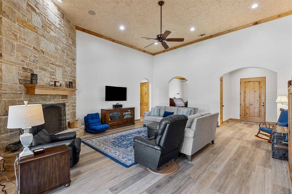 Lipan, TX 76462,712 S Sugartree Drive