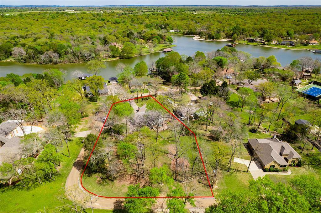 Enchanted Oaks, TX 75156,162 1st Oak Drive