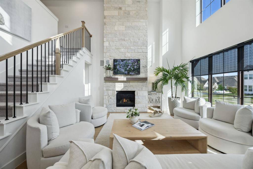 2222 Drake Street, Fort Worth, TX 76008