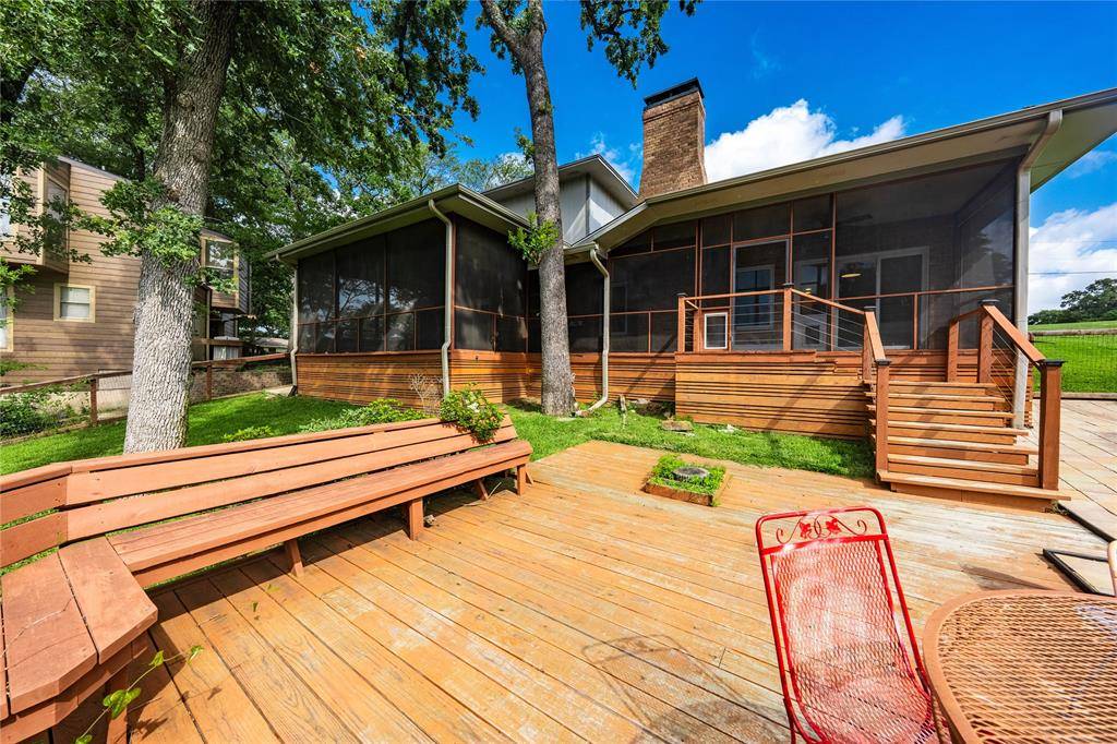 Tool, TX 75143,316 Oak Lane