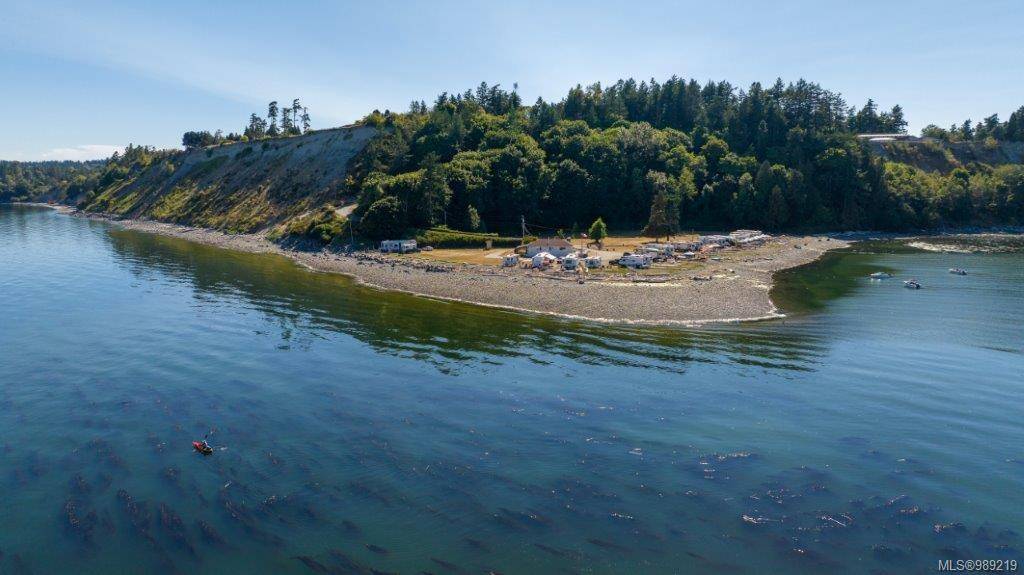 Central Saanich, BC V8M 1W7,3274-3290 Campion Rd