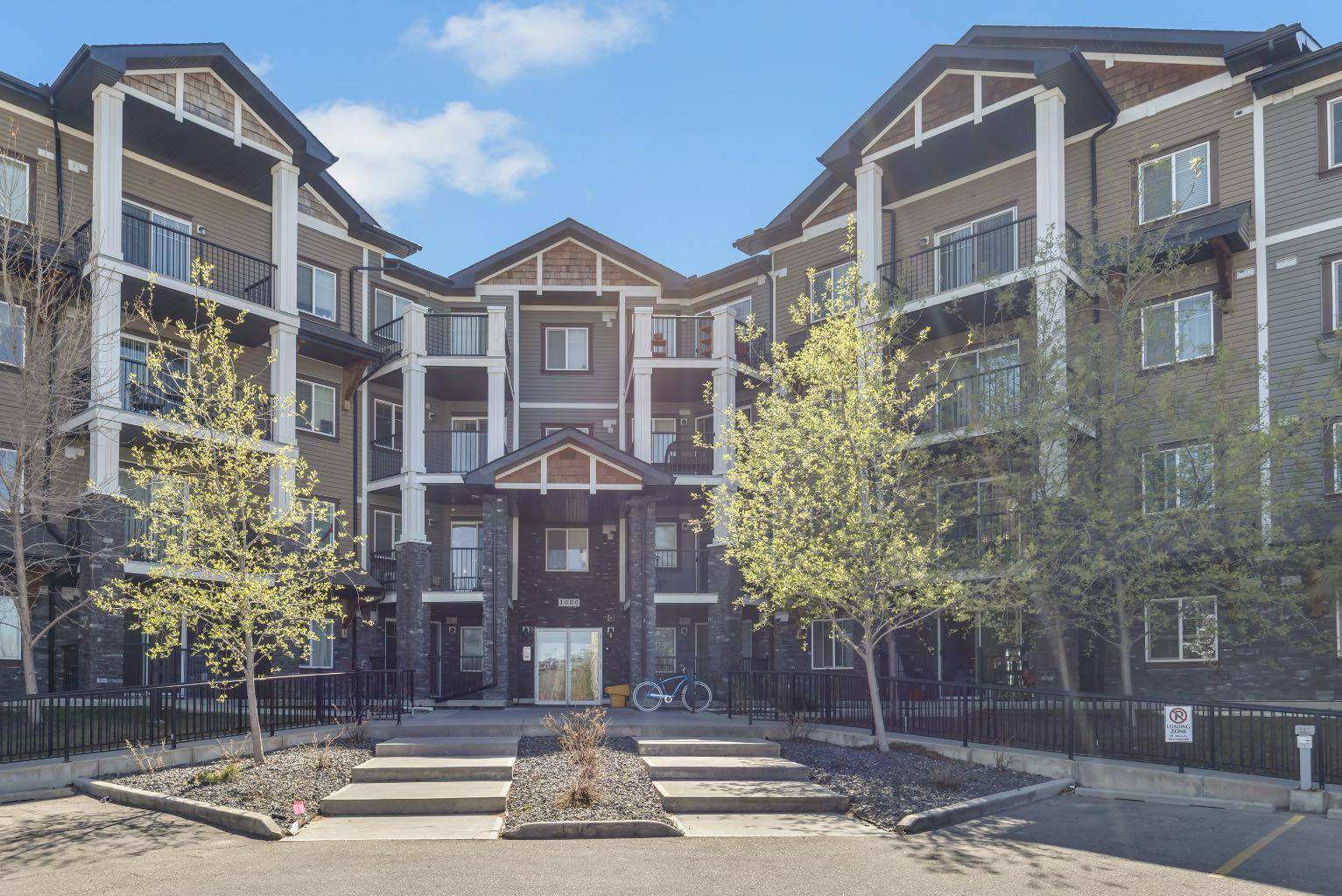 130 Panatella ST Northwest #1112, Calgary, AB T3K 0Y6