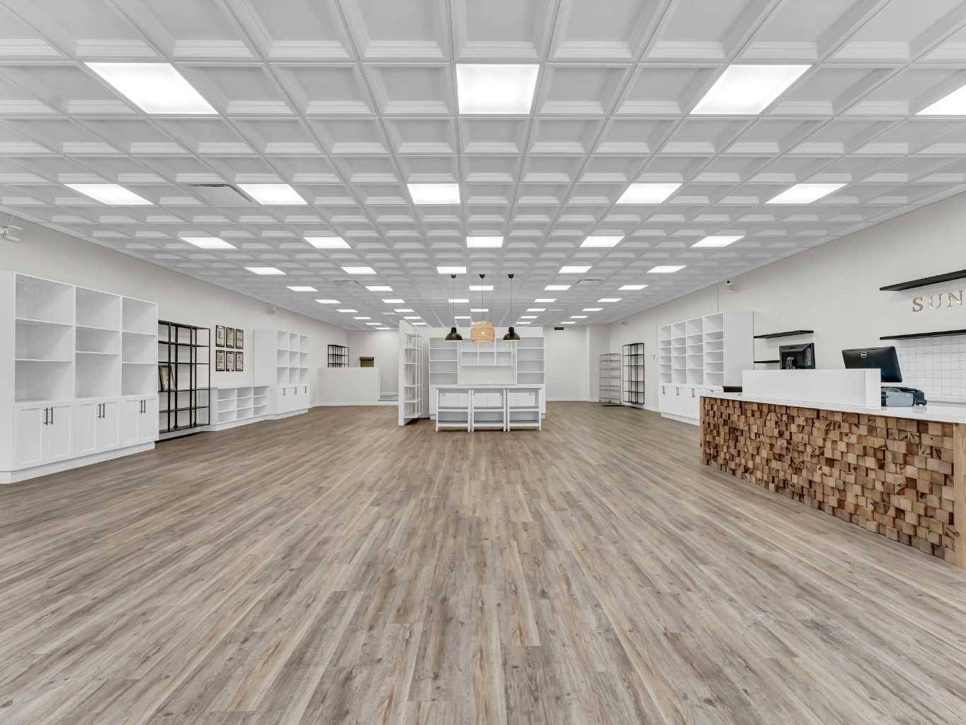 Medicine Hat, AB T1A 0H5,616 3 ST Southeast