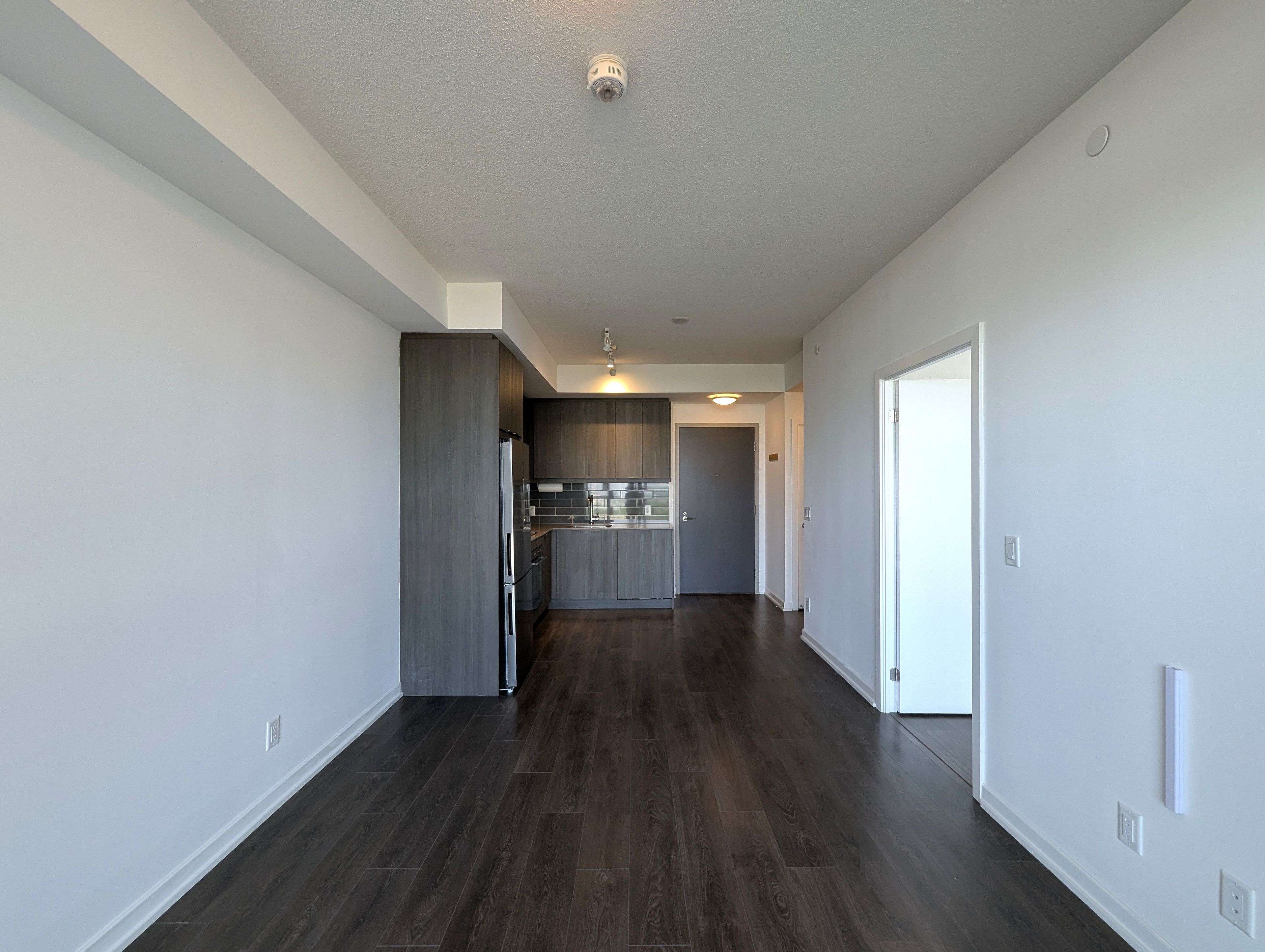 Toronto C15, ON M2J 0H4,38 Forest Manor RD #908