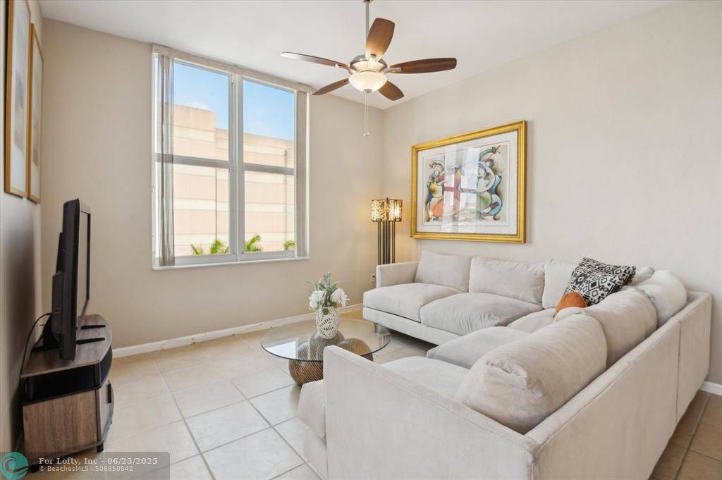 Fort Lauderdale, FL 33301,511 SE 5th Avenue #614