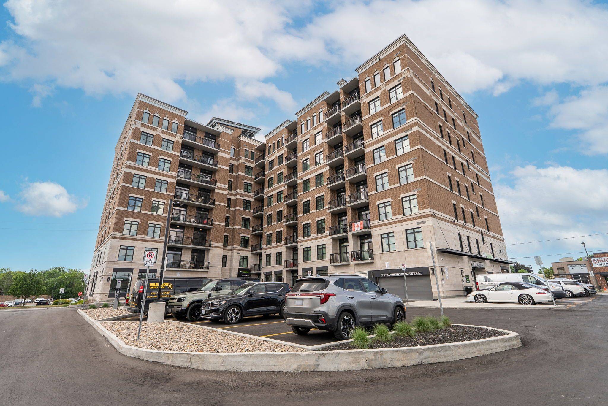 Whitchurch-stouffville, ON L4A 5G4,5917 Main ST #412