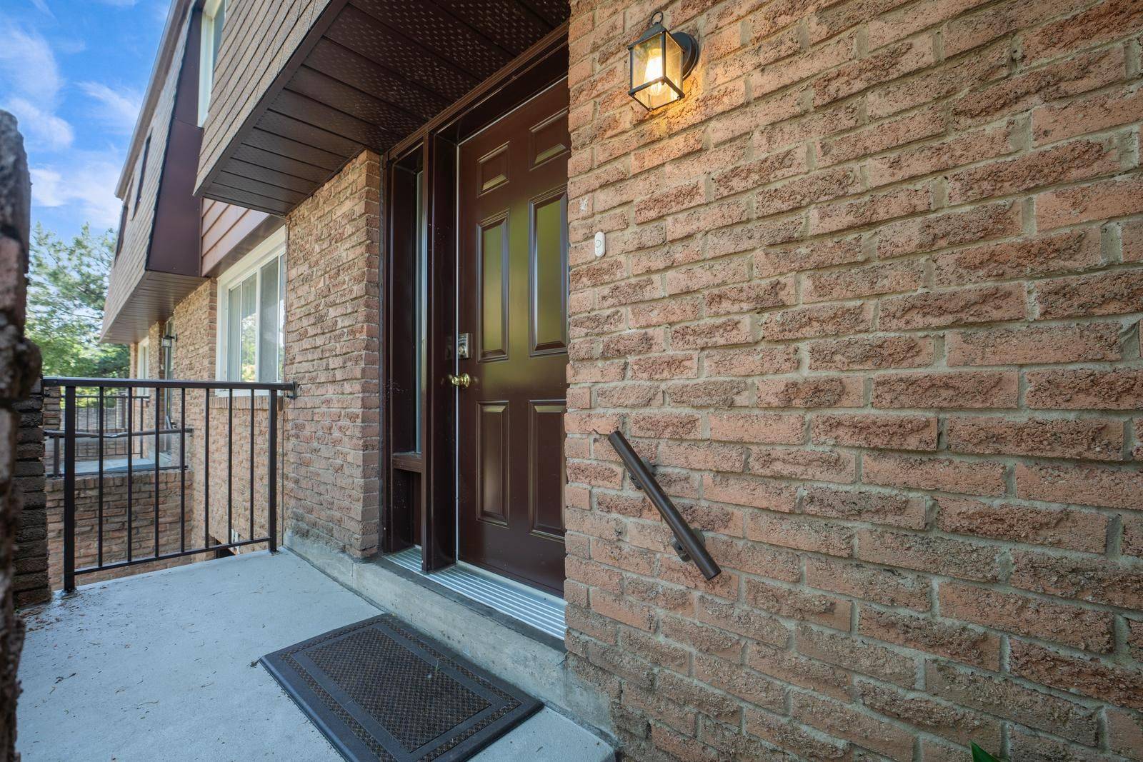 Mississauga, ON L5N 2P3,7030 Copenhagen RD #24