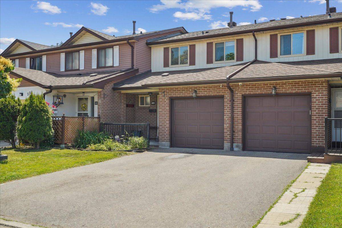 Brampton, ON L6V 3H9,226 Baronwood CT #226