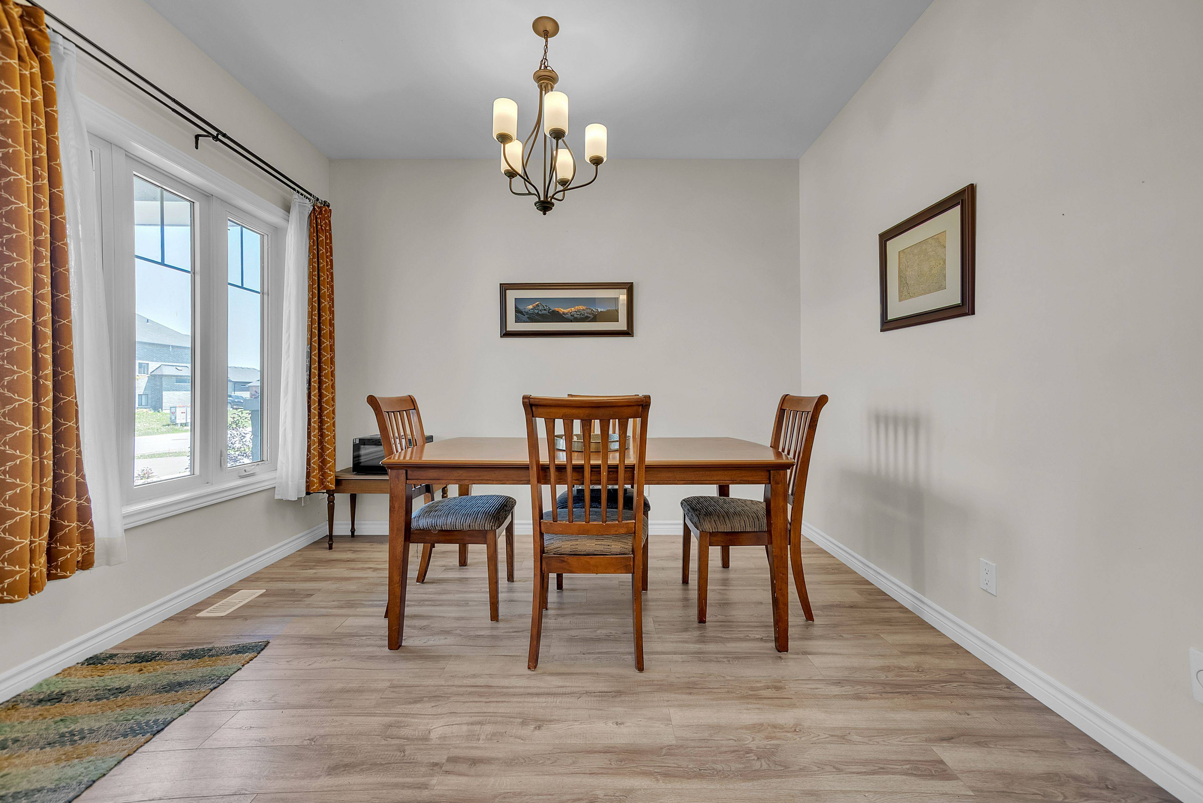 Belleville, ON K8N 0J6,12 Cypress DR